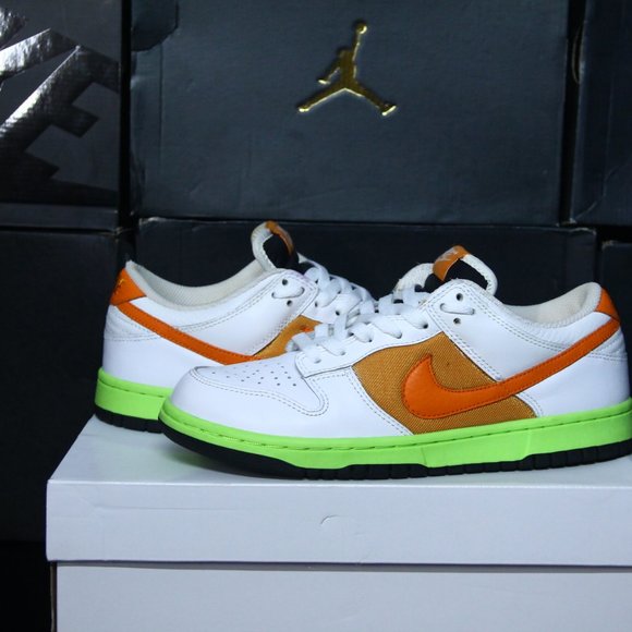 RARE Nike Dunk Low "White Cactus" - Picture 2 of 10